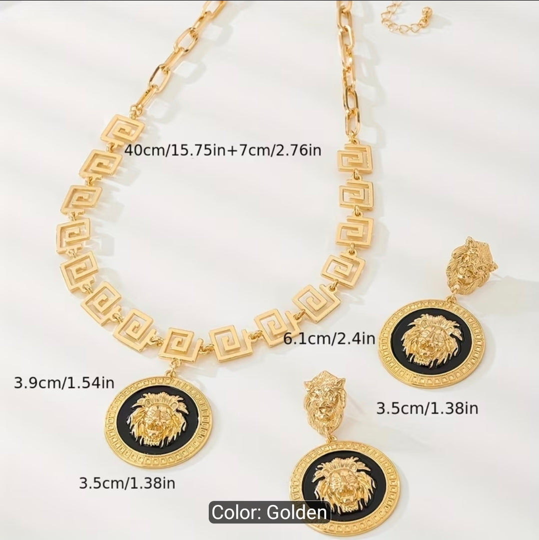 Royal Lion Medallion Gold Necklace Set