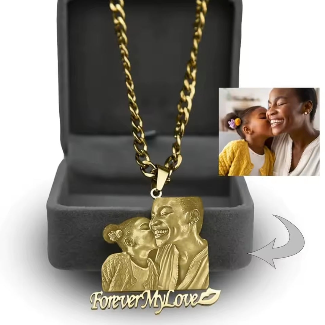 Custom Photo Engraved Necklace Personalized Mother's Day Gift Custom Portrait Pendant Memorial Family Jewelry Gifts for Woman