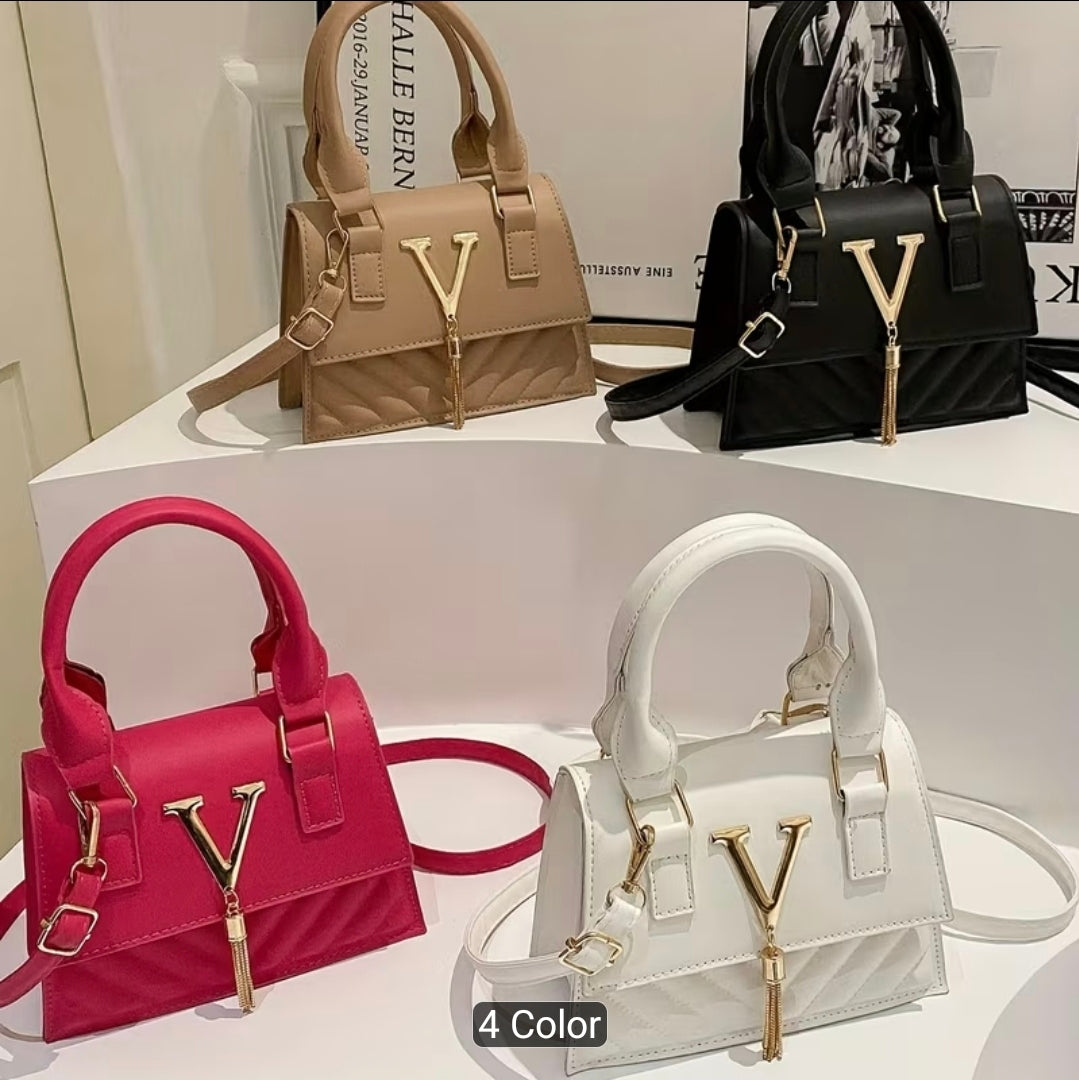 Hot Chain Bag Women'S  New Spring Summer Premium Embossed Shoulder Hand Crossbody Bag Trendy Bag Tassel Pendant